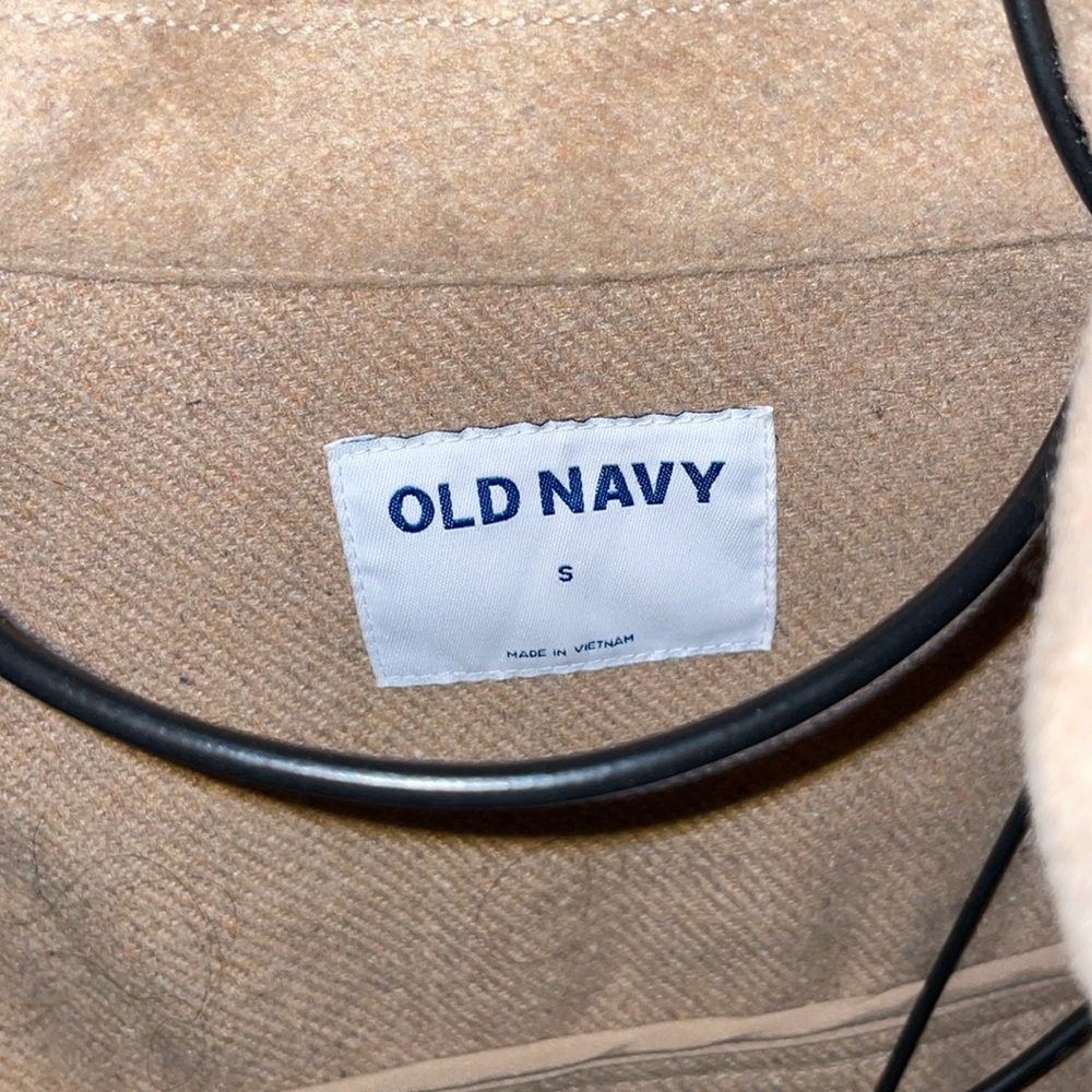 Old navy tan cream colored flannel size small wool polyester warm fall shacket - Picture 3 of 5